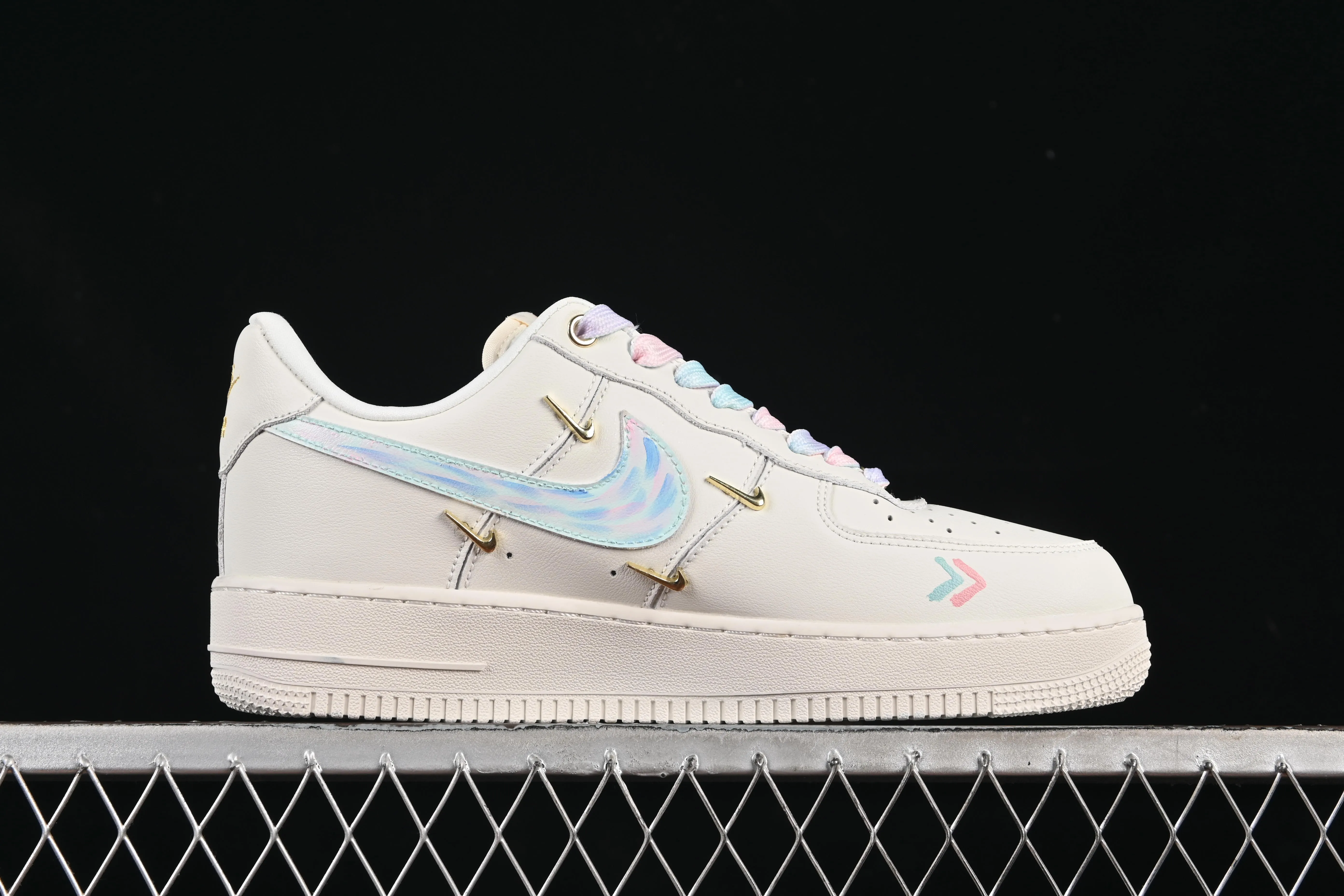 All categories Nk Air Force 1 Air Force series Nk Air Force 1 Low Air Force low top Nike Air Force 1'07 Low "Monet Impression" Hand-painted graffiti Monet impression Air Force One custom casual sneakers FV3654-211